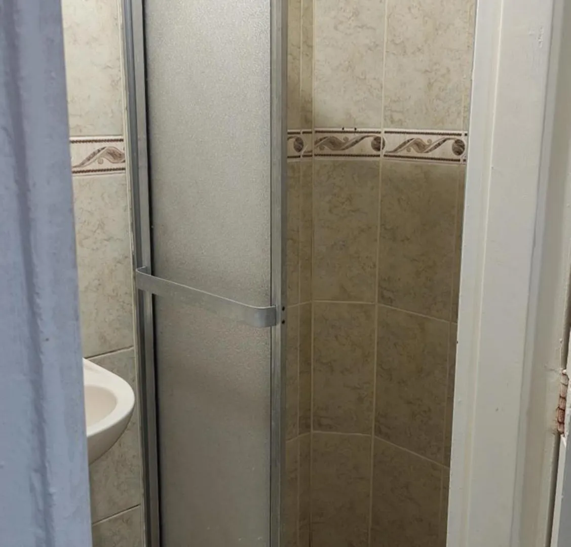 Habitacion Con Bano Privado#5 Medellin Homestay