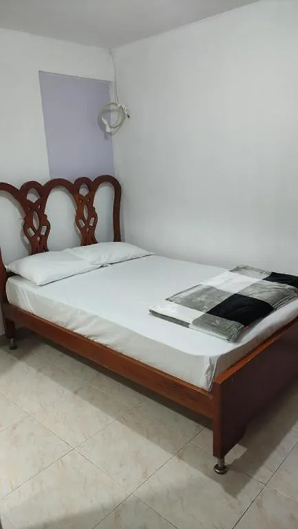 Habitacion Con Bano Privado#5 Medellin 0*,